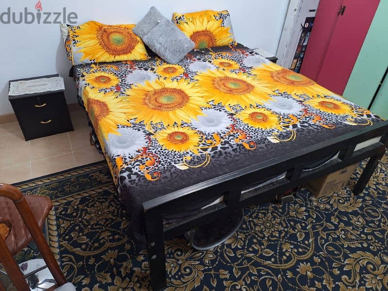 King size bed  with medicated mattress and two side table 1