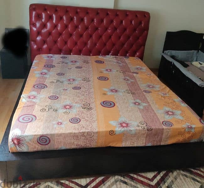 180X180 BED FOR SALE WITHOUT MATTRESS 0