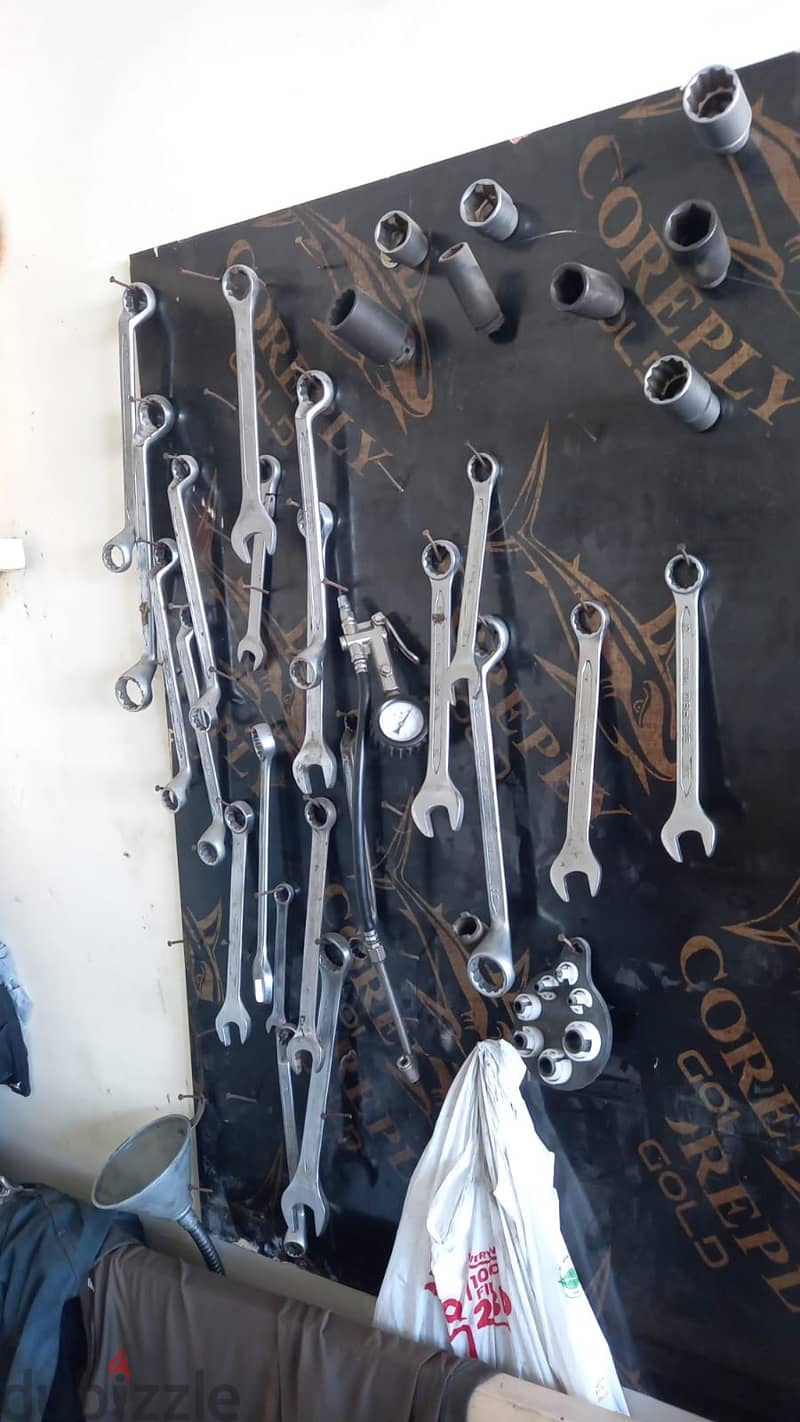 للبيع معدات كراج-For sale mechanical workshop equipment 11