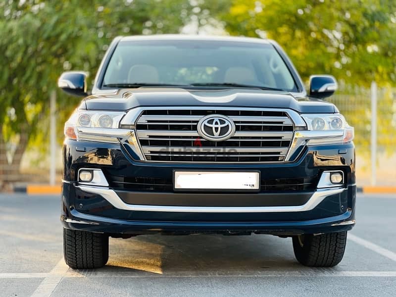 Toyota Land Cruiser 2018 Gxr V6 Single Owner Zero accident 1