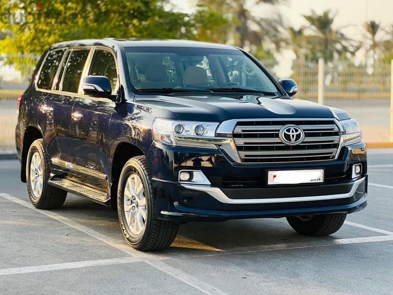 Toyota Land Cruiser 2018 Gxr V6 Single Owner Zero accident 2