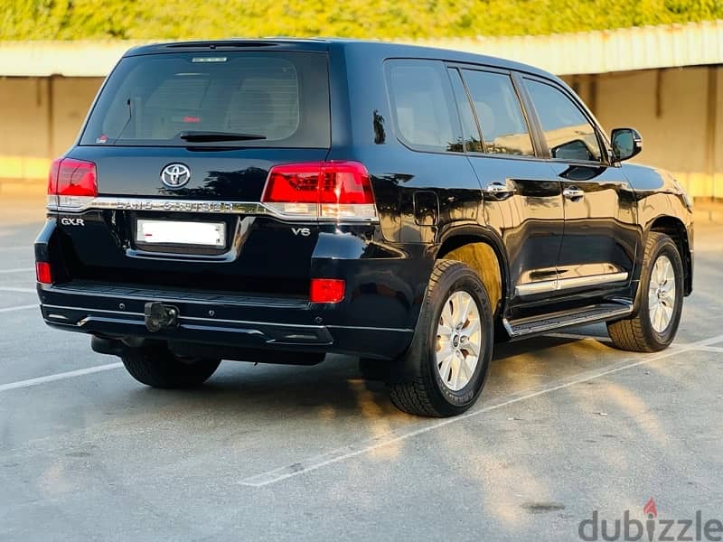 Toyota Land Cruiser 2018 Gxr V6 Single Owner Zero accident 5