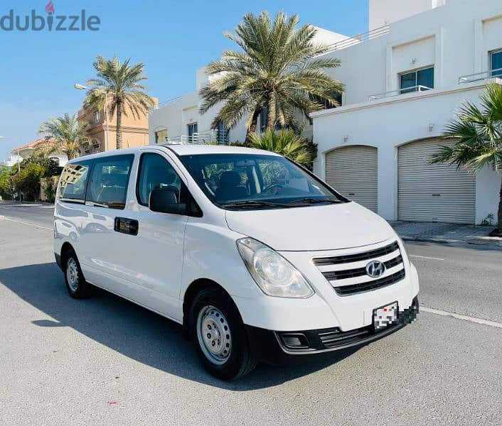 Hyundai H1 Manual gear 2018 model 12 Seater for sale 1