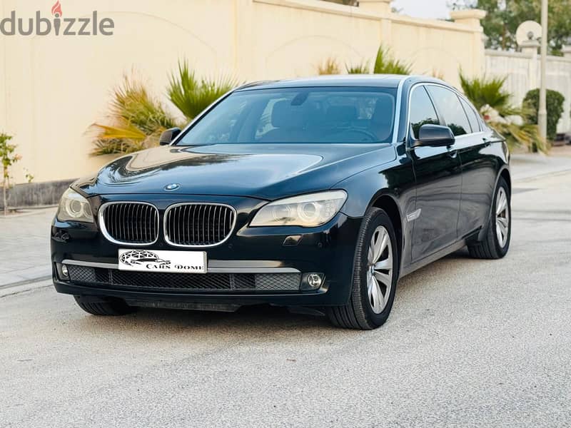 BMW 7-Series 2012 730Li 1