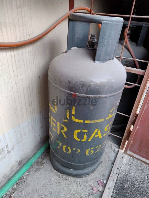 Nadi gas cylinder 0