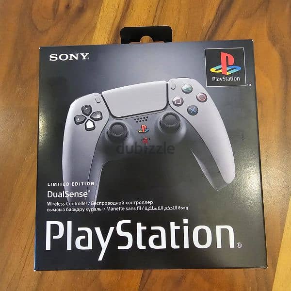 PS1 edition PS5 controller 30th anniversary 0