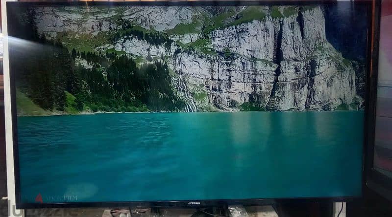 Aftron smart tv 55 inch good working good louck 1