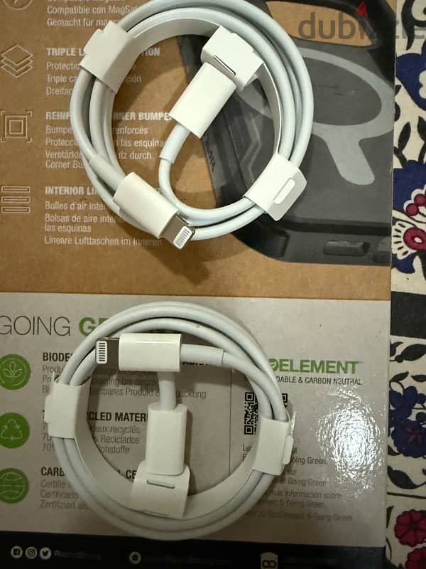 apple 15 pro max cable 0