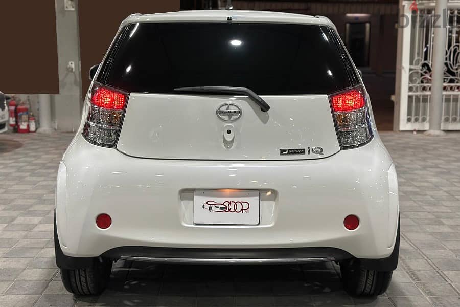 Toyota IQ 2012 9