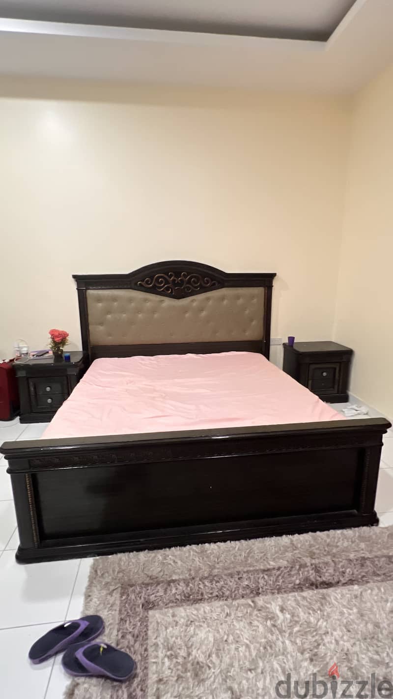 Complete furniture  for faimly for sale in good condition 2