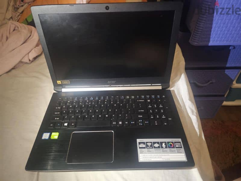 Laptop with 27" Gaming monitor 3