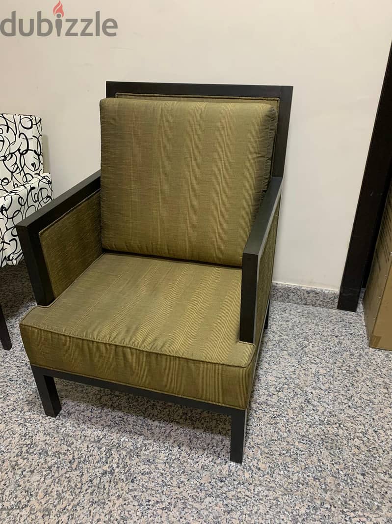 One seater  sofa set for sale 1