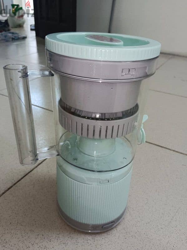 Electrical Citrus Juicer 1