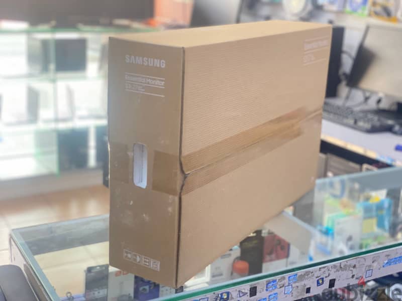 NEW BOX PACKED 27"IPS BORDER LESS MONITOR WITH 1 YEAR WARRANTY 53.0 BD 4