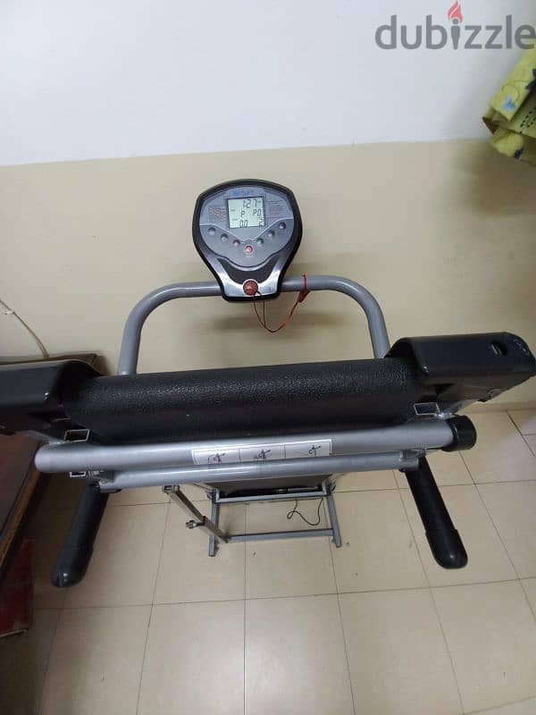 runing machine foldable good condtion forsale 2