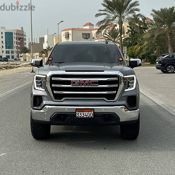 GMC Sierra (Rough Country Edition) 4