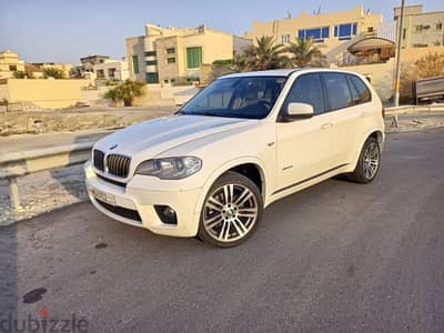 بيعة سريعة BMW X5  موديل 2013 في حالة ممتازة,  فل اوبشن