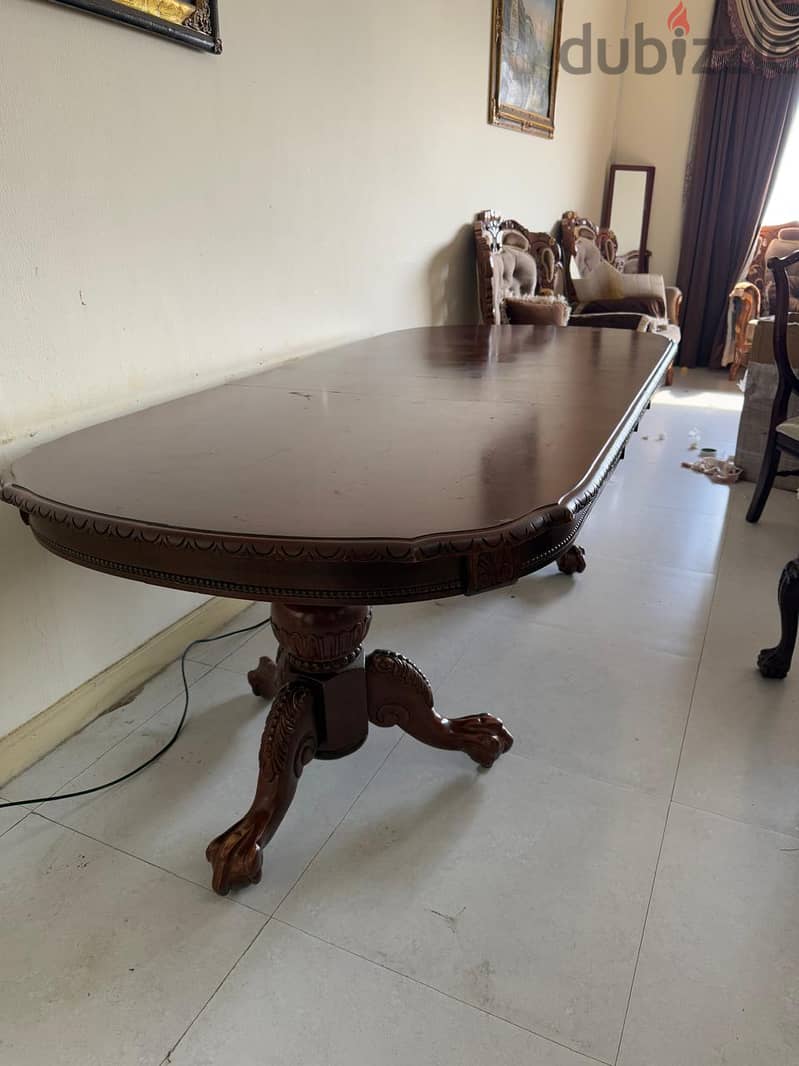 Wooden Dining Table Mint Condition 2