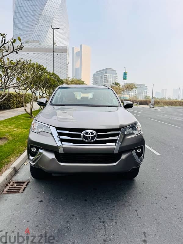 Toyota Fortuner 2019 0