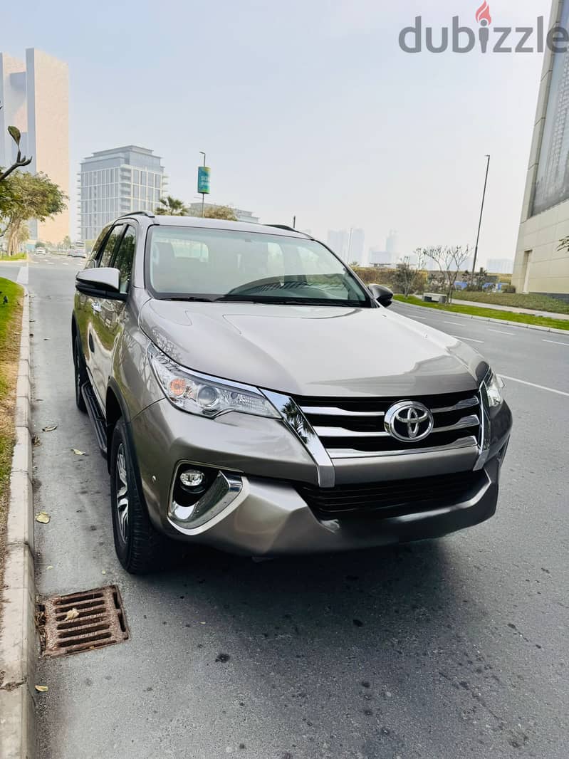 TOYOTA FORTUNER  : 2019 Engine: 2.7  V4  -Bronze 2