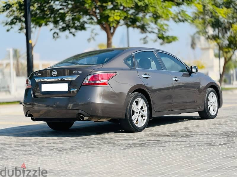 Nissan Altima SV  2014 Model/Full Option/For sale 8