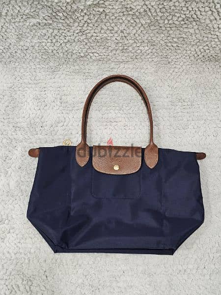 AUTHENTIC LONGCHAMP IN NAVY BLUE 1