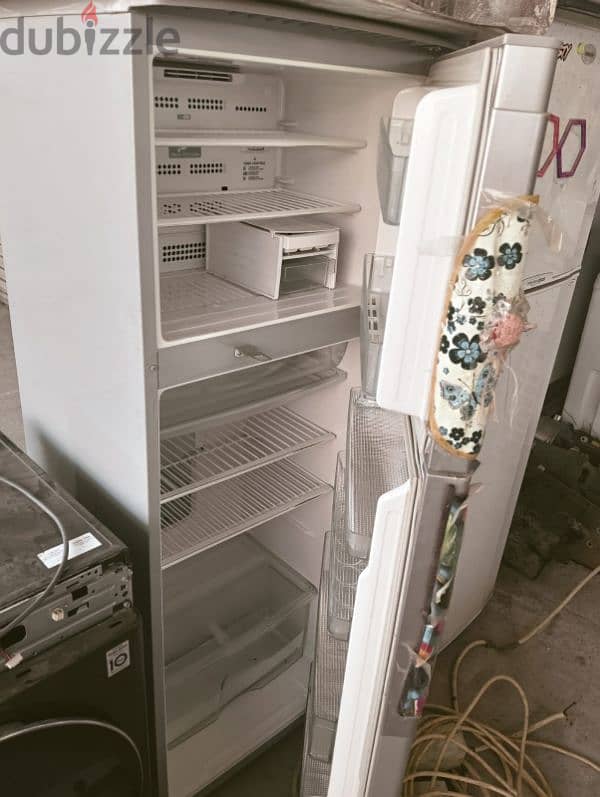 Hitachi Refrigerator 1