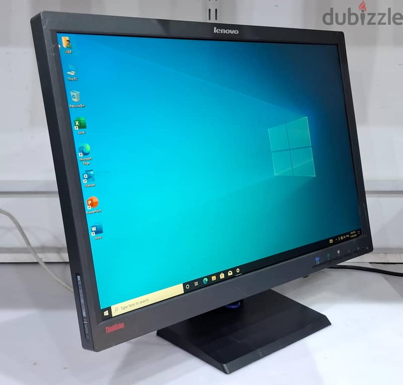 Year End Sale LENOVO ThinkVision 22" Full HD Wide Monitor Good Working 2