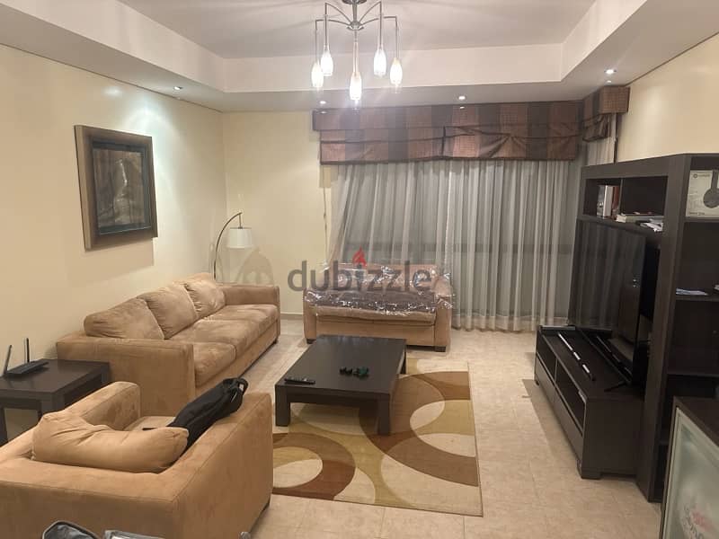 Looking Tenant for Flat sharing in a 2 BHK 1