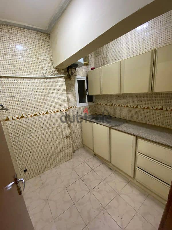 Apartment for rent in Al Qudaybiyah, including electricity 6