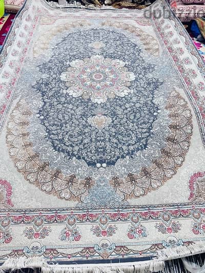 Turkish Carpet 200/300 in good condition only 3 week used (36216143)