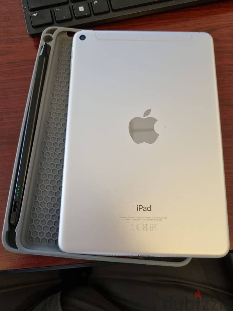 IPAD Mini 5th Gen Wifi & Cellular 4