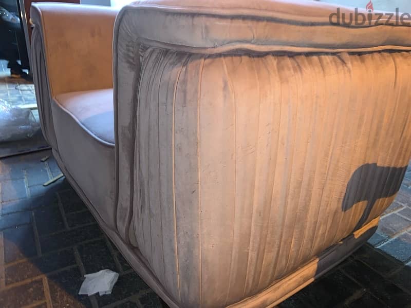 Velvot sofa 1 seat for sale 3