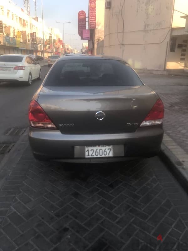 Nissan Sunny 2011 2