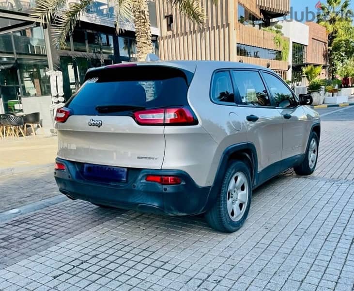 Jeep Cherokee 2014 3