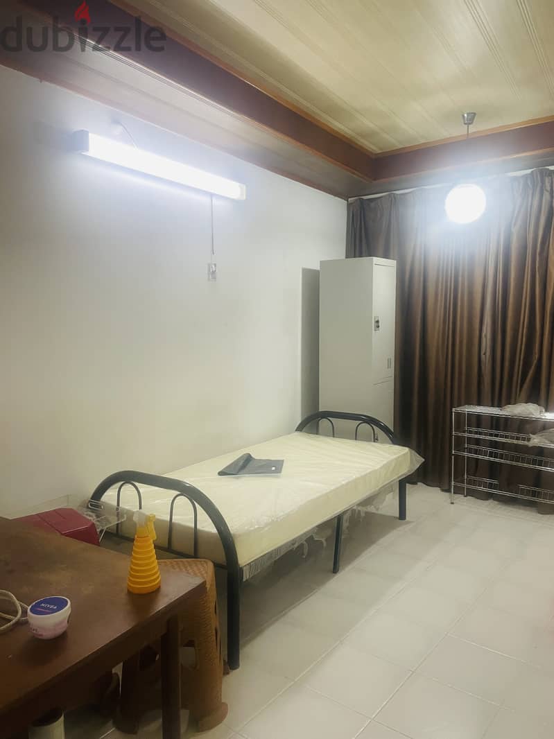 Room for rent near Manama Yateem centre 1