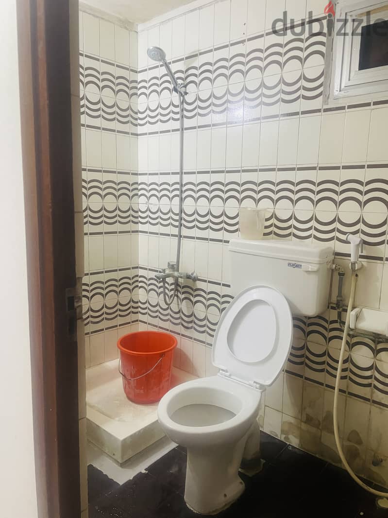 Room for rent near Manama Yateem centre 3