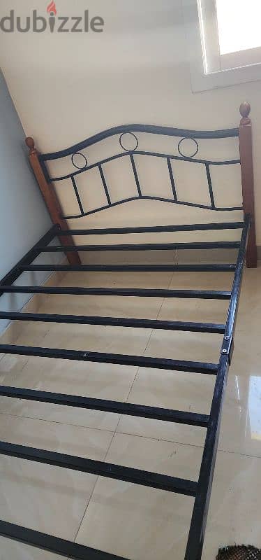 bed for sell 0