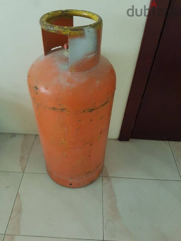 Gas Cylinder 0