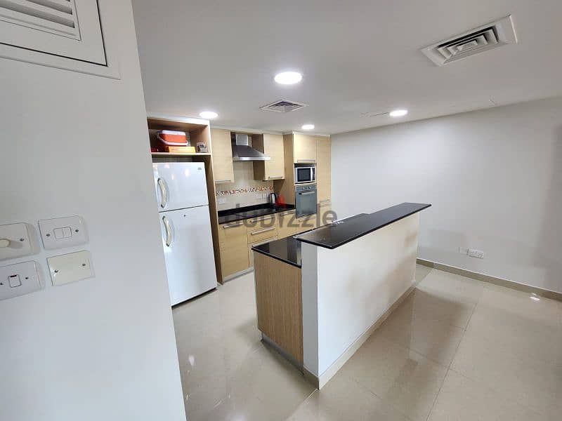 APARTMENT FOR RENT IN REEF ISLAND 8