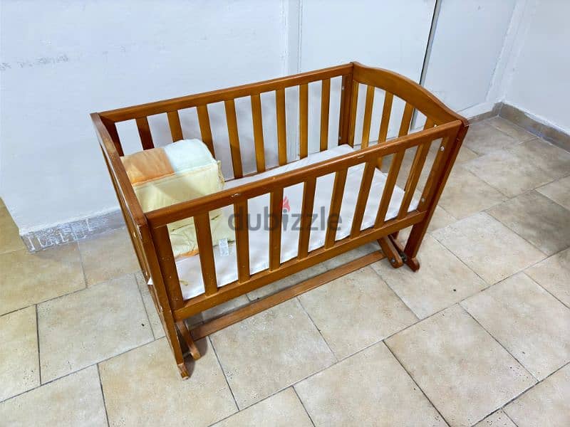 Baby cot for sale 1