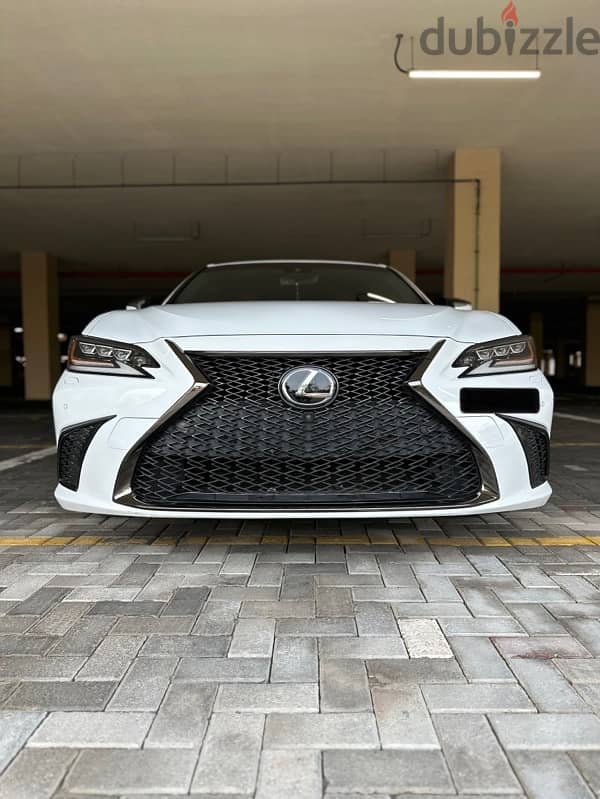 2019 Lexus ES 300 F Sports Package 0