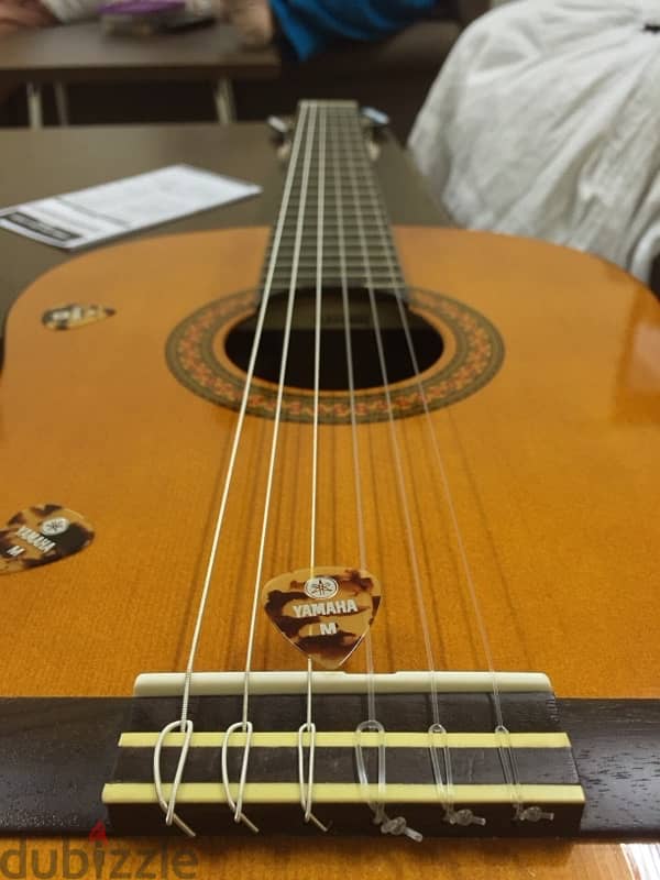 YAMAHA Acoustic Guitar C40//02 2