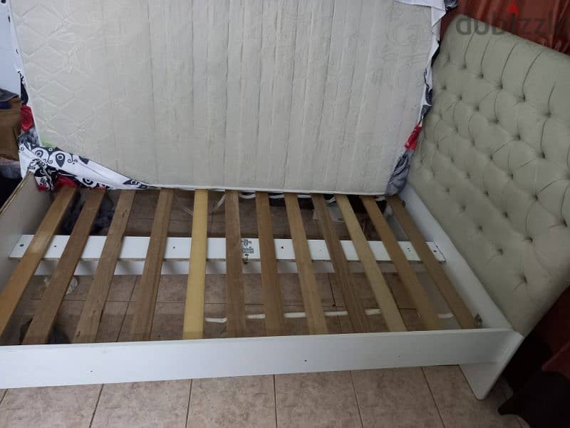 single bed with mattress rarely used urgent selling 1