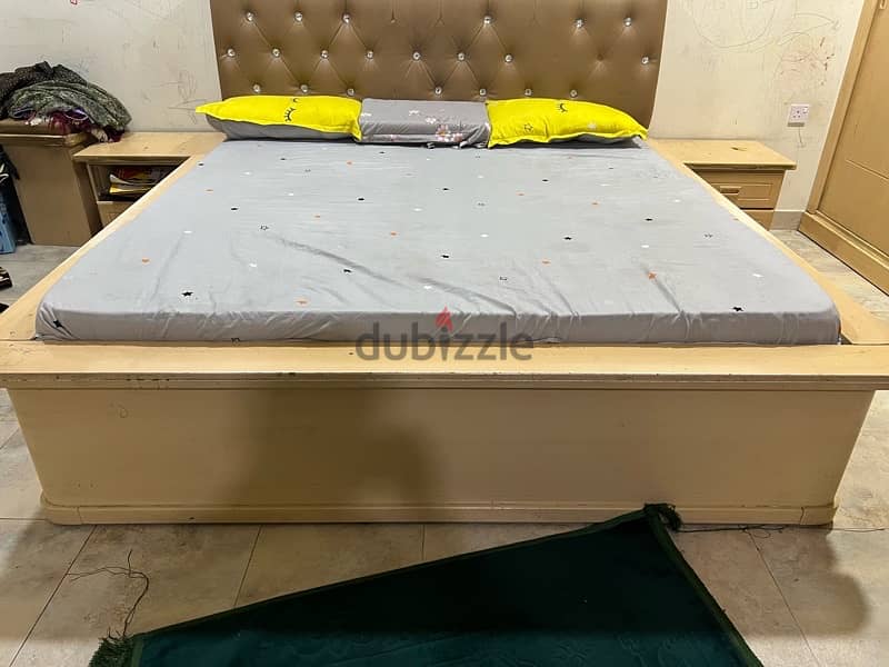 king size bed with Mattress 1