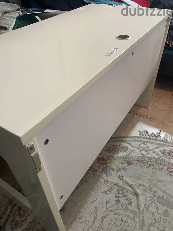 Used White Wooden Desk 2