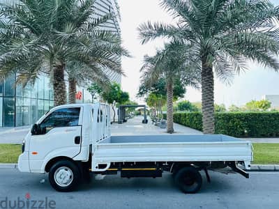 Kia K4000G Pick Up  Cargo Truck 6 wheels. single owner