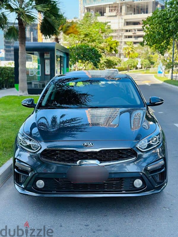 Kia Cerato 2019 Model. Full option model with Sunroof & Alloy Wheels 1