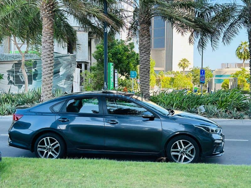 Kia Cerato 2019 Model. Full option model with Sunroof & Alloy Wheels 5