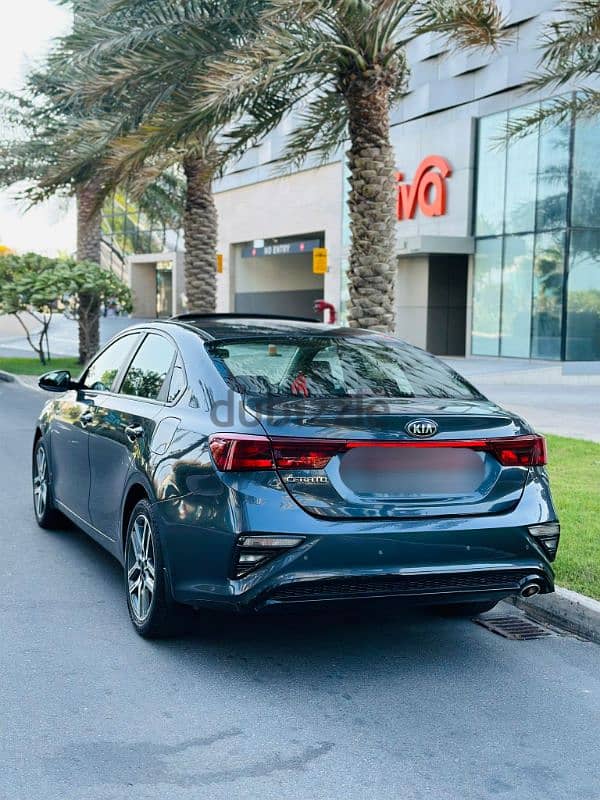 Kia Cerato 2019 Model. Full option model with Sunroof & Alloy Wheels 8